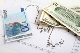 更新版 1-《全球汇市》美元重拾跌势，受累于欧洲和英国前景改善及大宗商品价格上涨